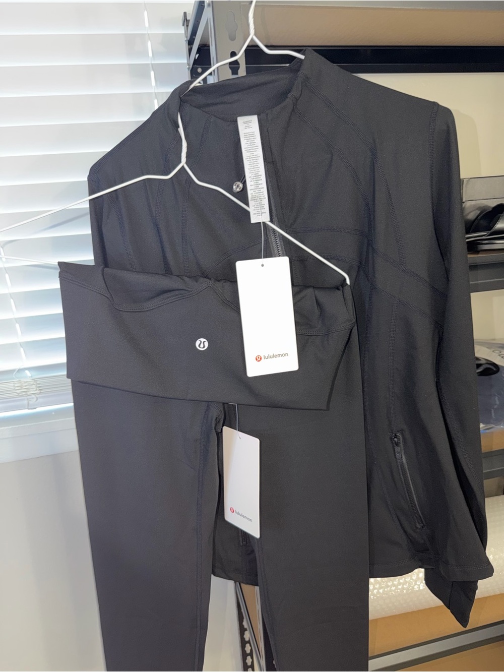 lululemon athletica Black Performance Jacket with Matching Leggings